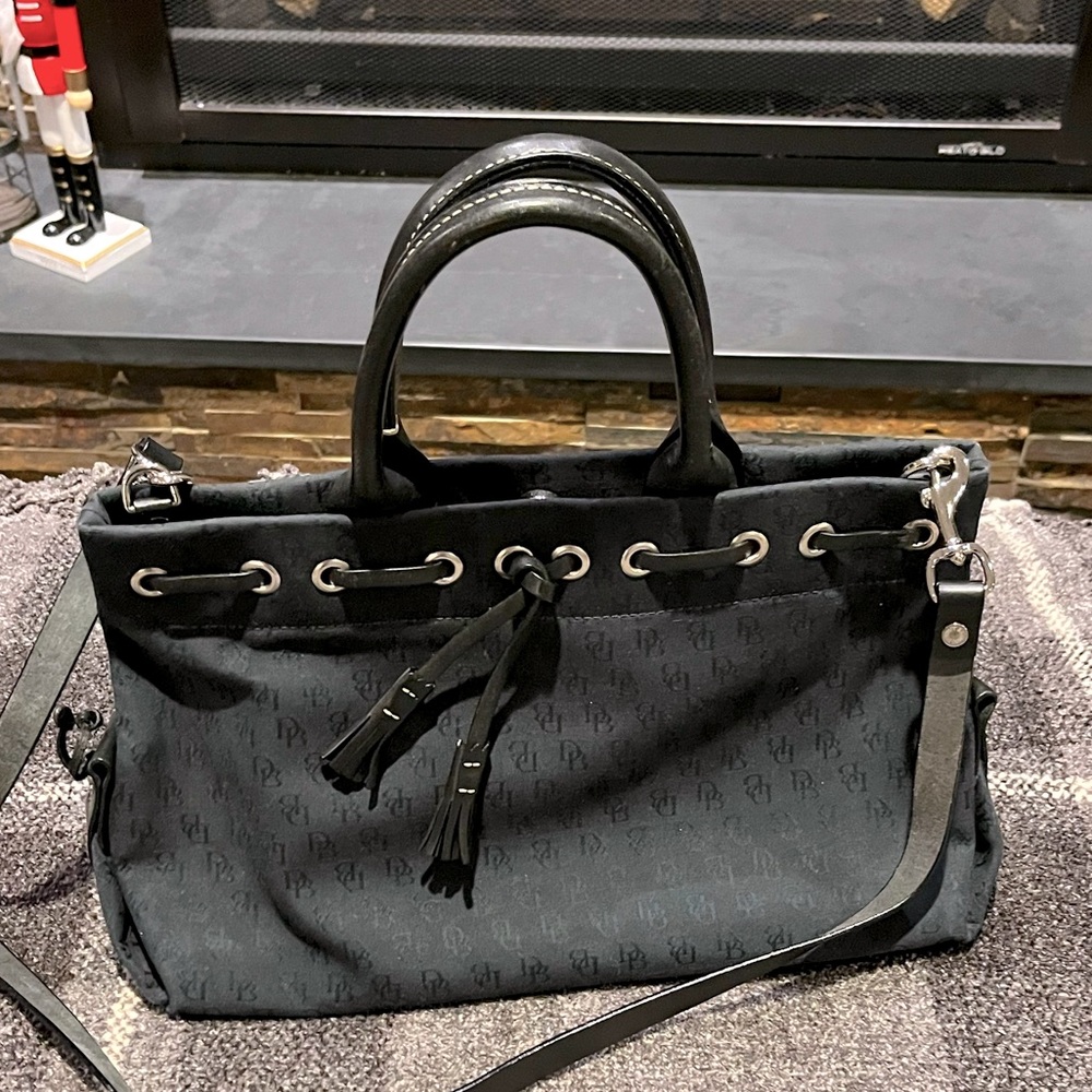 Dooney & Bourke Bag